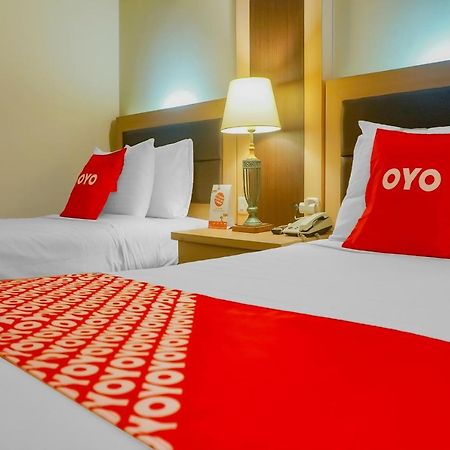 Oyo 3967 Hotel Pantai Wisata Makassar Ngoại thất bức ảnh