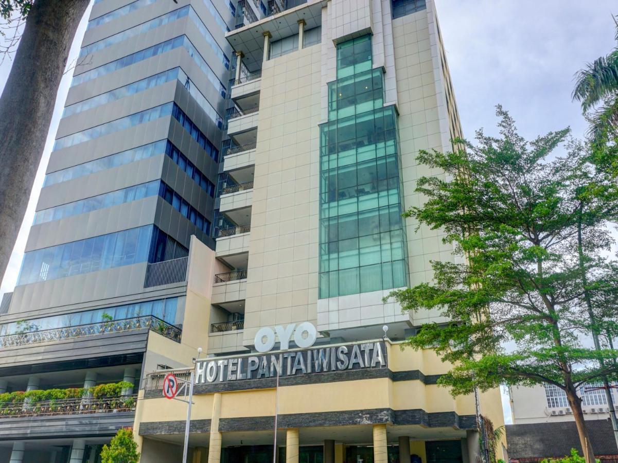 Oyo 3967 Hotel Pantai Wisata Makassar Ngoại thất bức ảnh