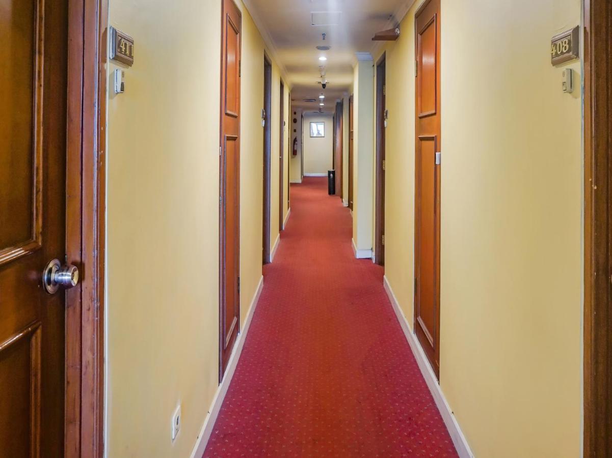 Oyo 3967 Hotel Pantai Wisata Makassar Ngoại thất bức ảnh